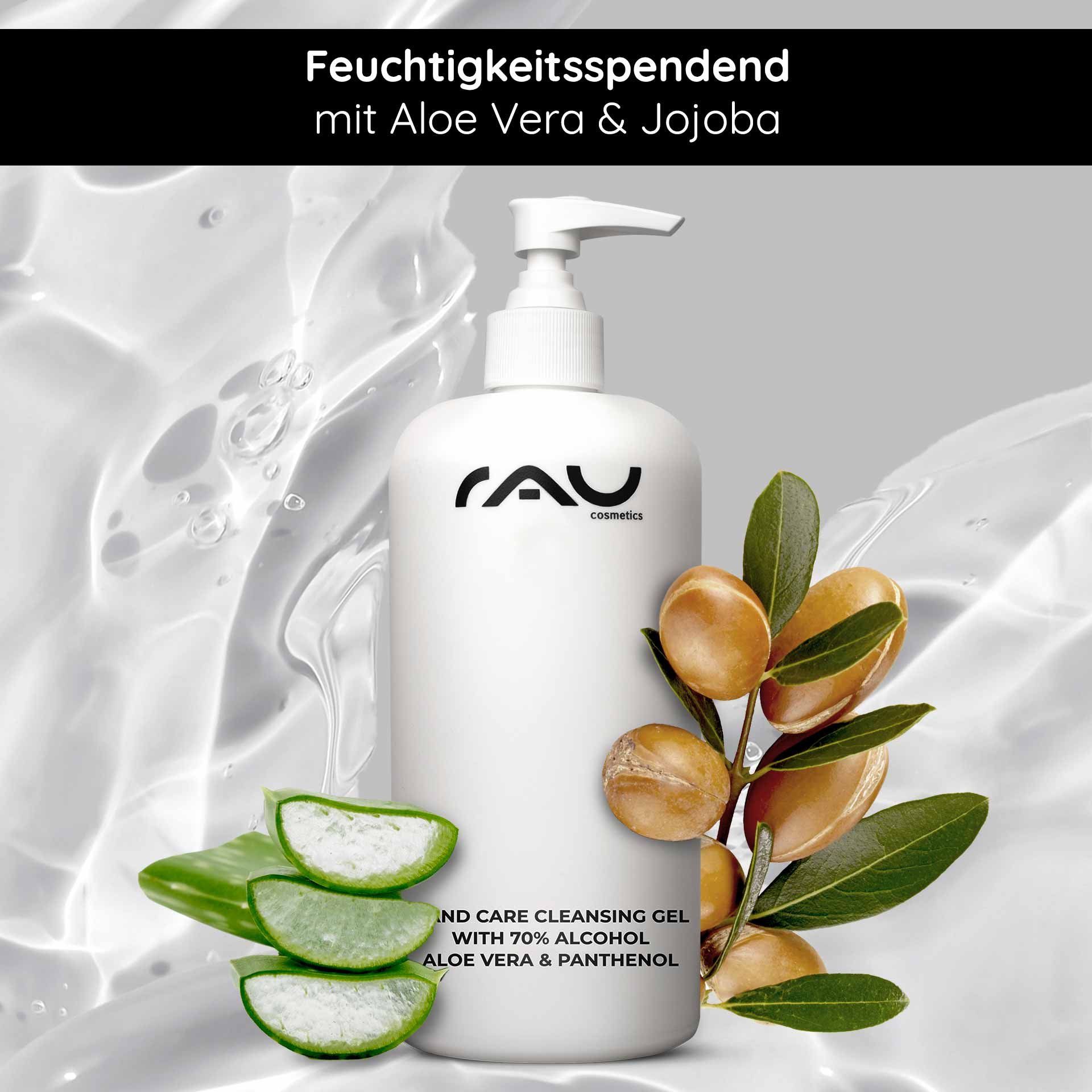 Flacone con pompa per il gel detergente per le mani di RAU Cosmetics con aloe vera e jojoba, circondato da fette di aloe e goccioline d'olio, che sottolinea le proprietà idratanti e disinfettanti.