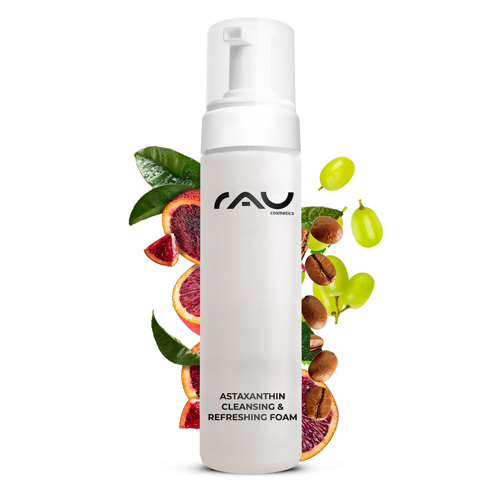 Flacone dispenser da 200 ml di RAU Astaxanthin Cleansing Foam con decorazione all'arancia su sfondo chiaro