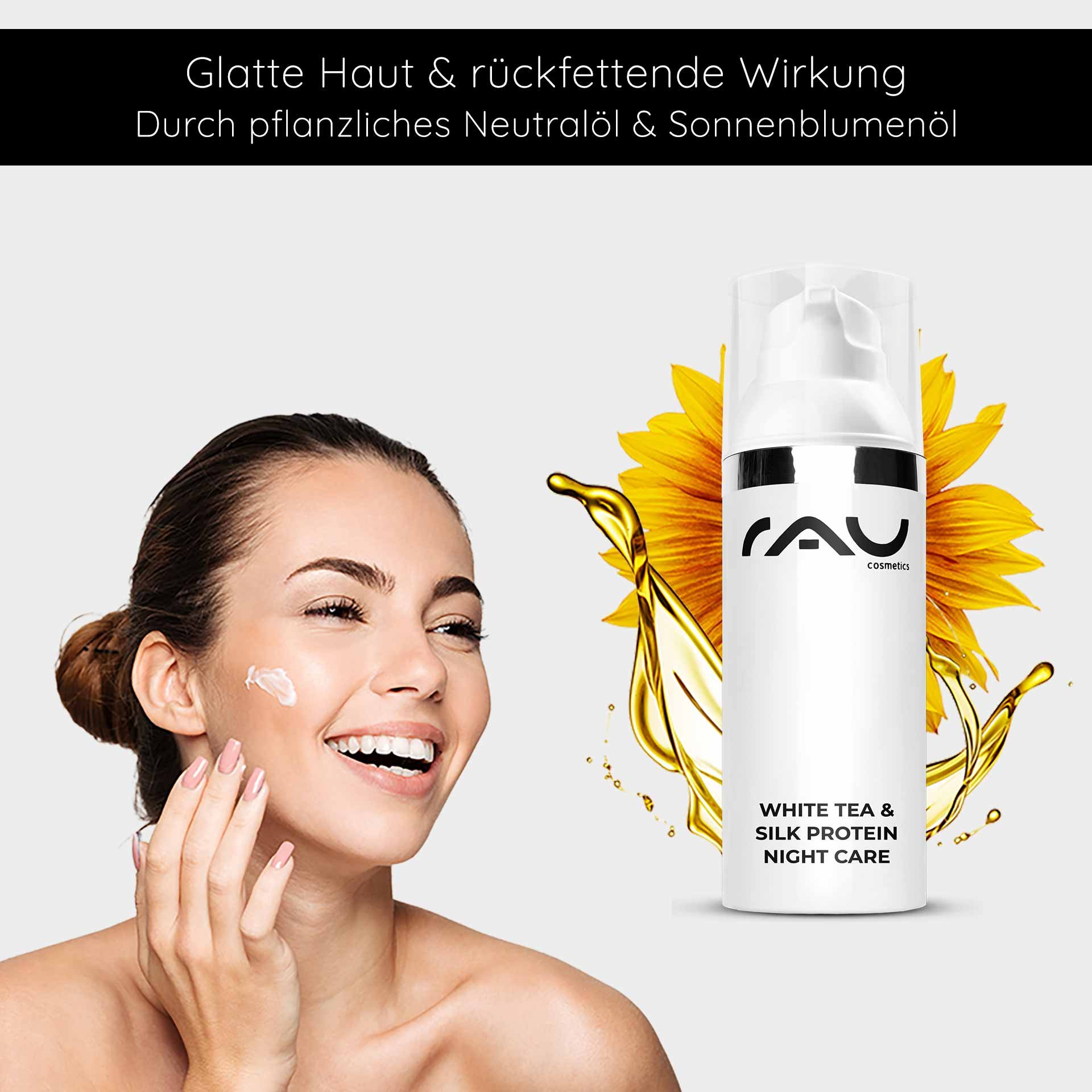 Frau con strahlendem Lächeln e Gesichtscreme su del Wange, präsentiert RAU Cosmetics White Tea & Silk Protein Night Care con Sonnenblumenöl e neutralem Pflanzenöl.