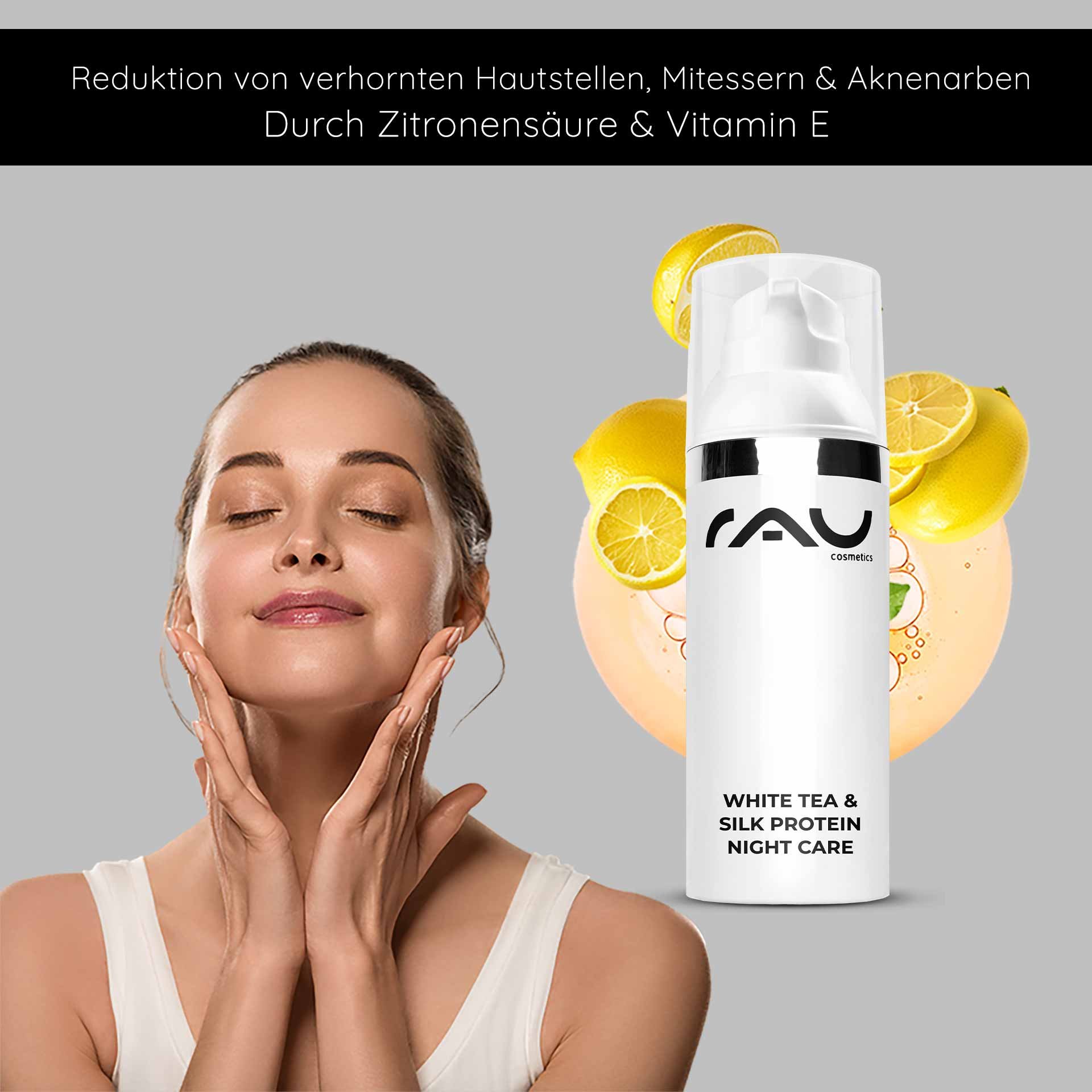 Frau con geschlossenen Augen e sanftem Lächeln, la Gesichtspflege con RAU Cosmetics White Tea & Silk Protein Night Care aufträgt, um Hautverjüngung e idratazione zu fördern.