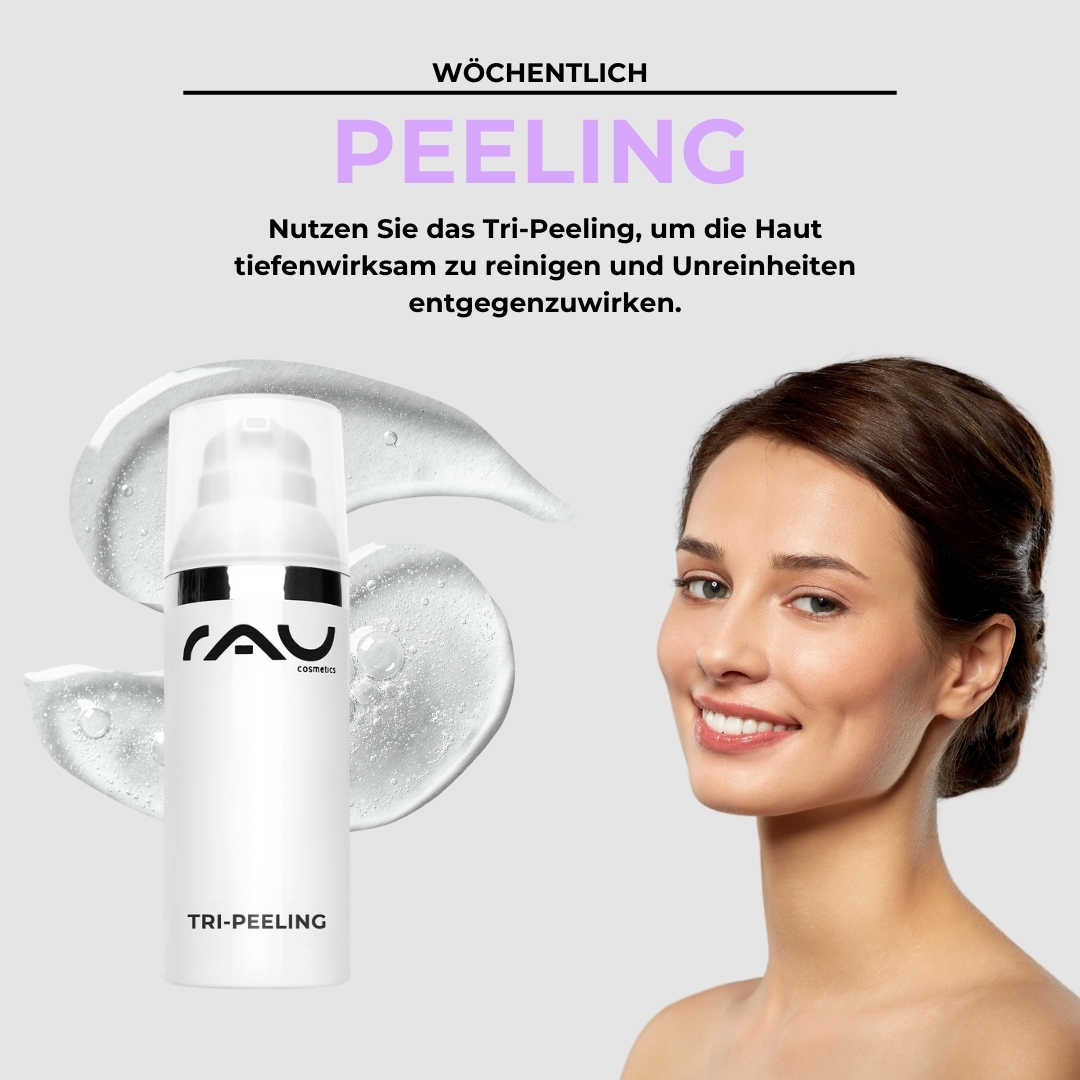 Routine professionale per la pelle mista RAU Cosmetics Tri-Peeling-Produkt mit Geltextur, neben einer lächelnden Frau mit gesunder Haut, die die wöchentliche Hautpflegeroutine für Mischhauttypen betont.