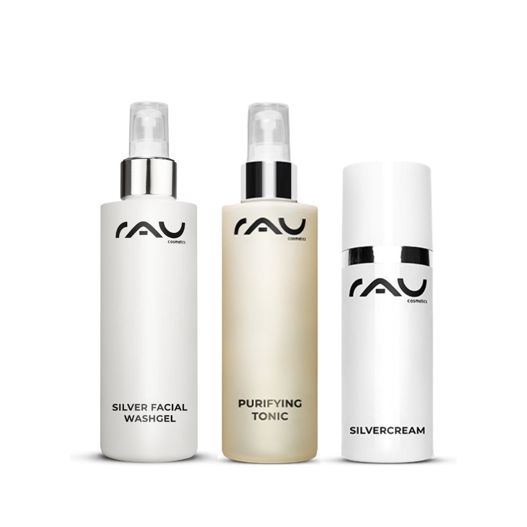 Das Hautpflegeset von RAU Cosmetics con Silver Facial Washgel, Purifying Tonic e Silvercream wurde per grassa e zu Akne neigende pelle entwickelt e legt den Schwerpunkt su antimikrobielle Eigenschaften e eine effektive detergente.